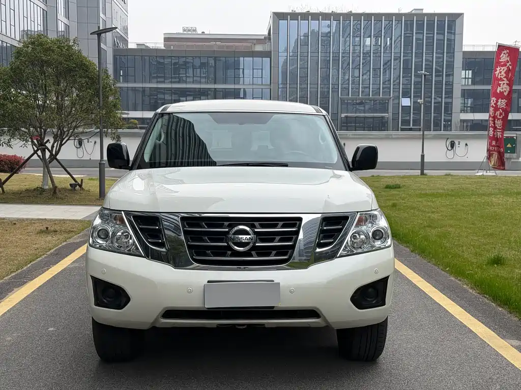 Nissan Patrol 2019 — фото 5