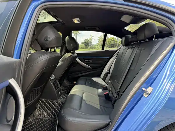 BMW 3 Series 2019