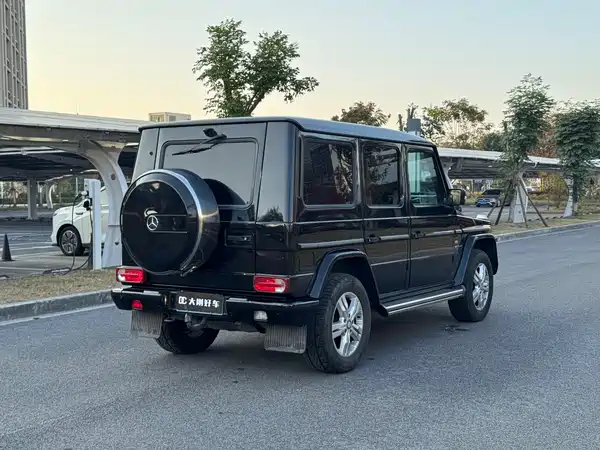 Mercedes-Benz G-Class 2011