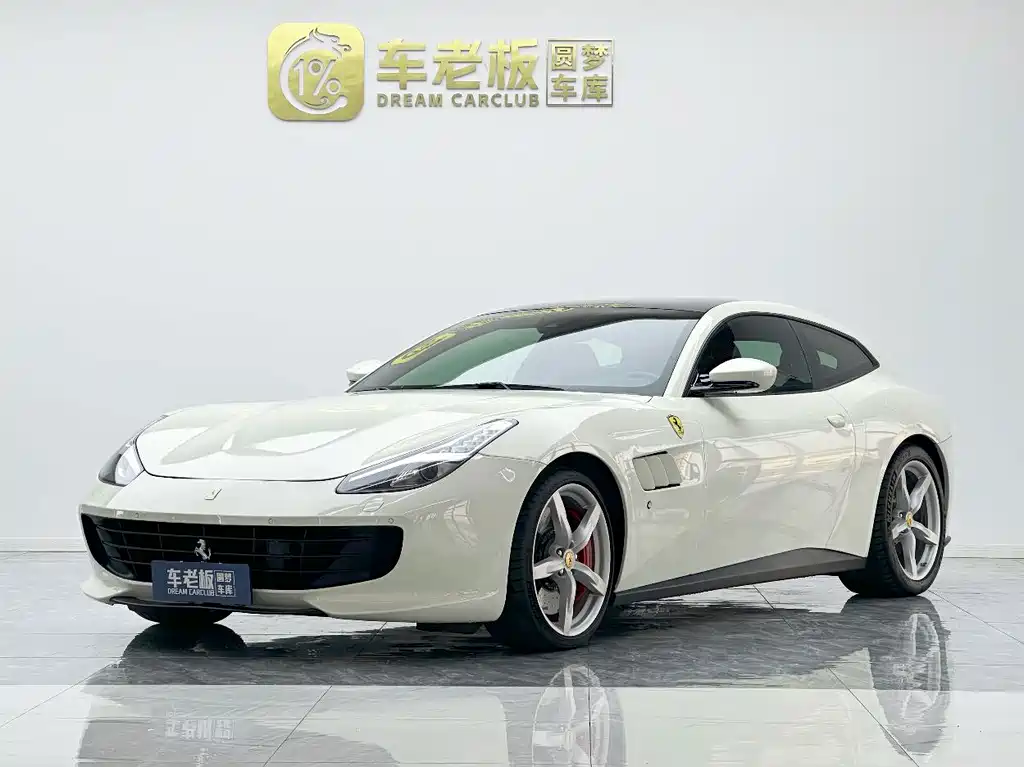 Ferrari GTC4Lusso 2019 — фото 1