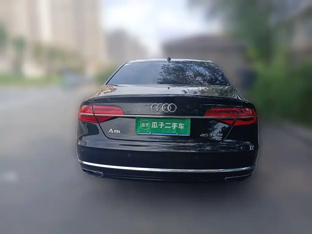 Audi A8 2016 — фото 5