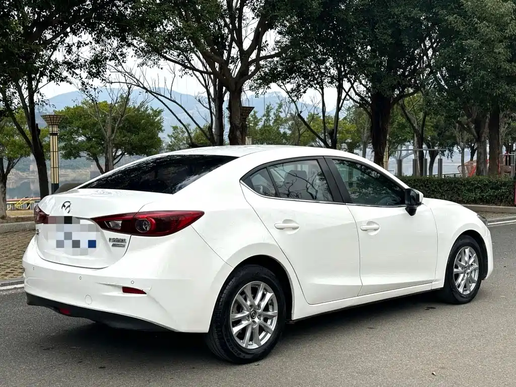 Mazda 3 Axela 2017