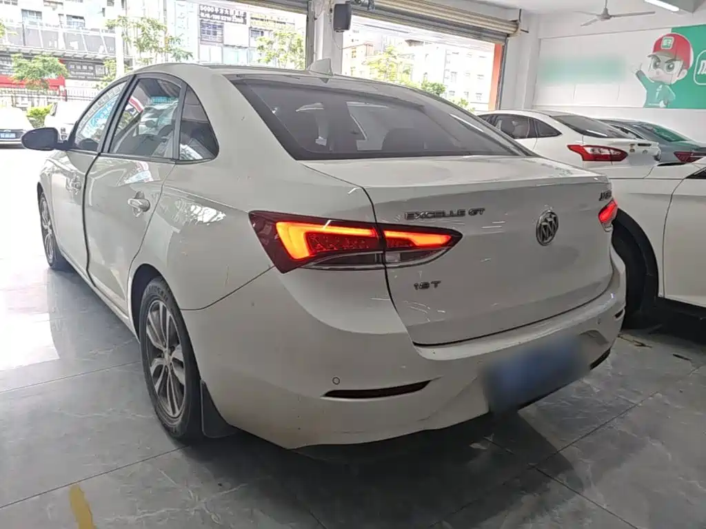 Buick Excelle 2019