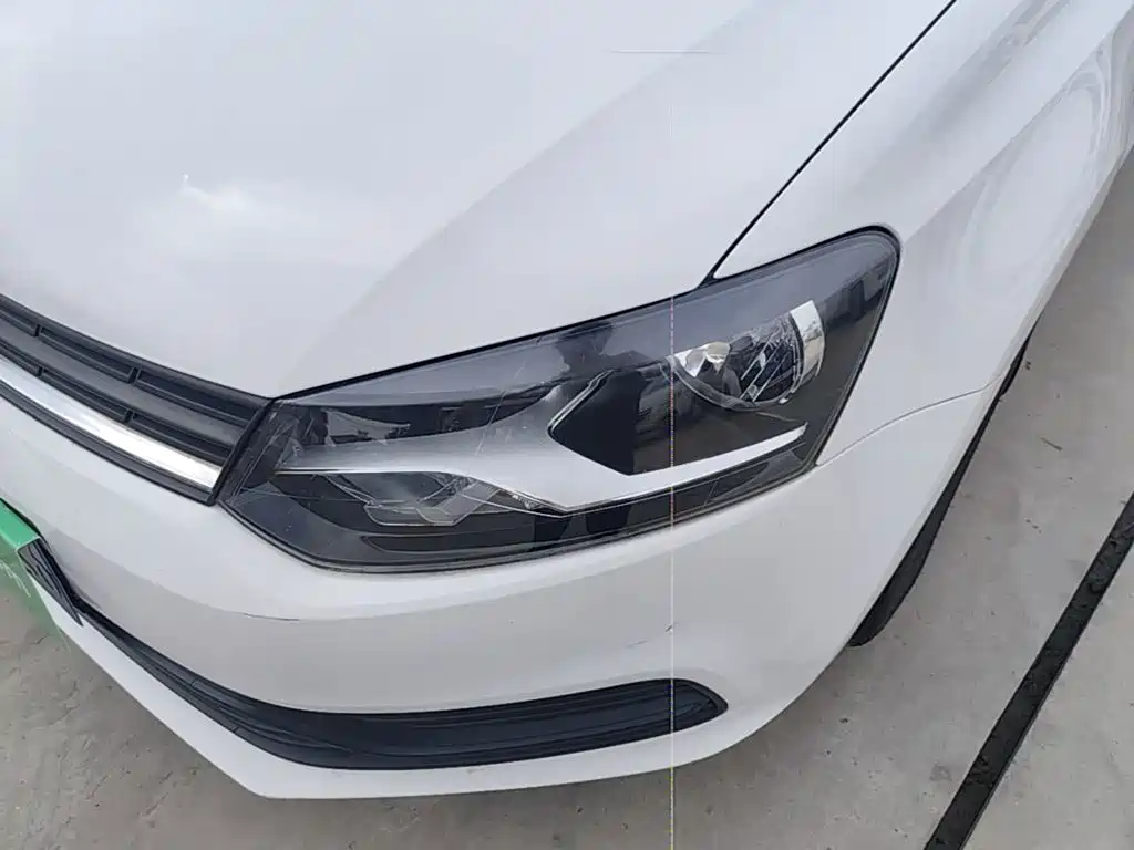 Volkswagen Polo 2017 — фото 24