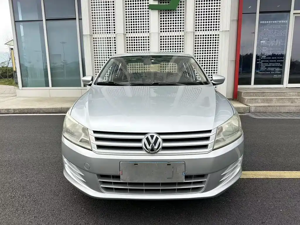 Volkswagen Santana 2014