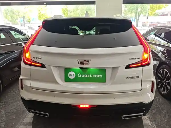 Cadillac XT4 2024