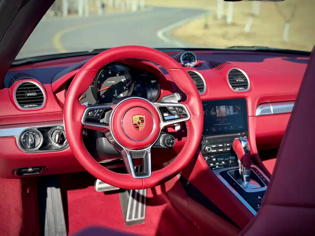 Porsche 718 2022 — фото 10