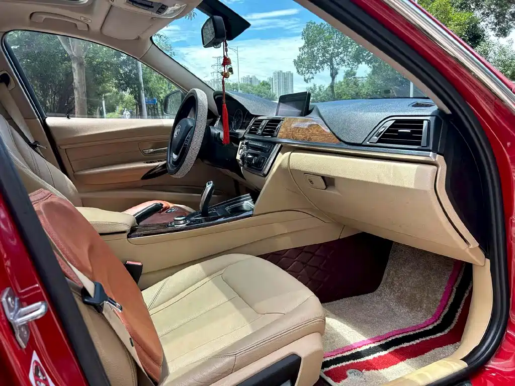 BMW 3 Series 2013