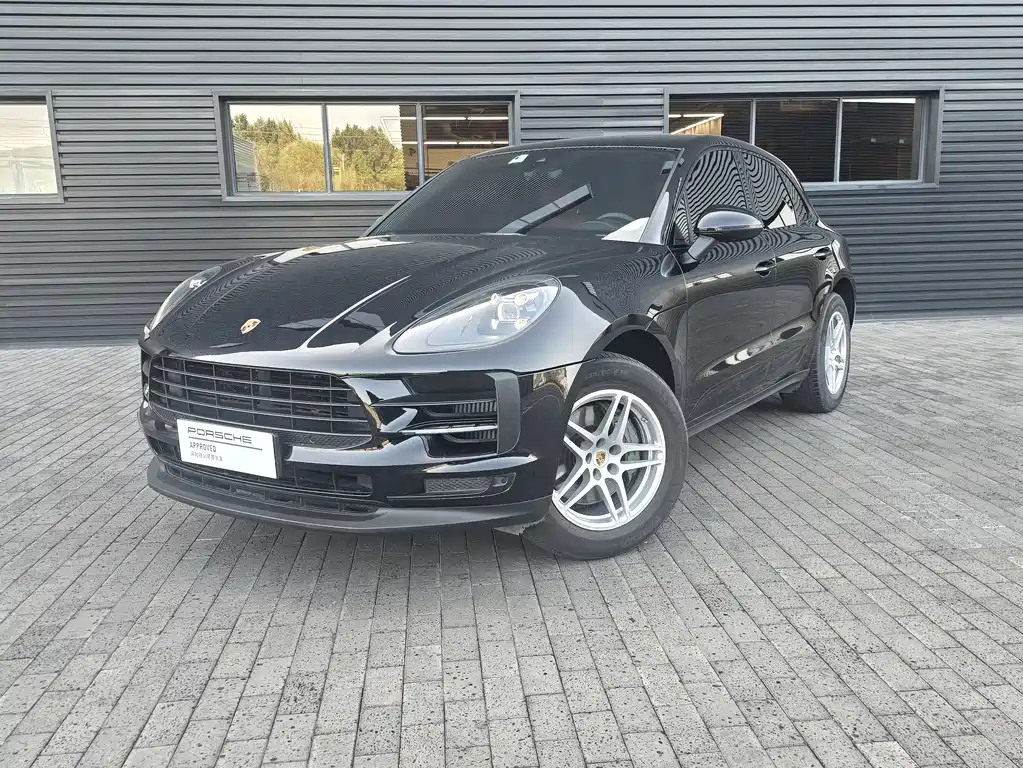 Porsche Macan 2021 — фото 1