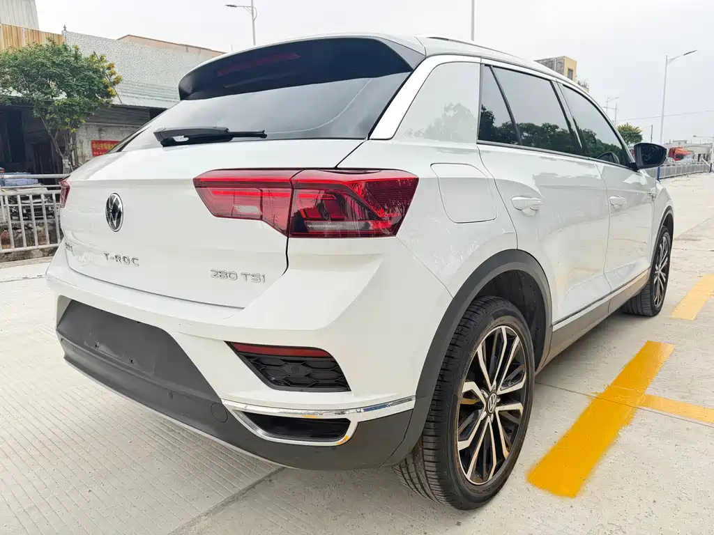 Volkswagen T-Roc 2021 — фото 6