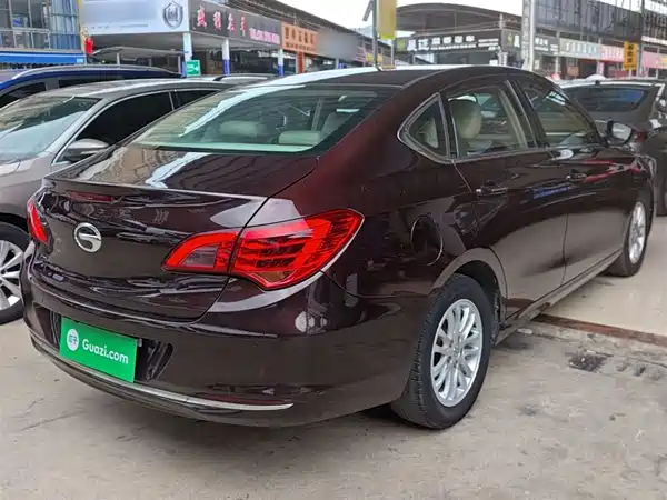 GAC Trumpchi GA6 2015
