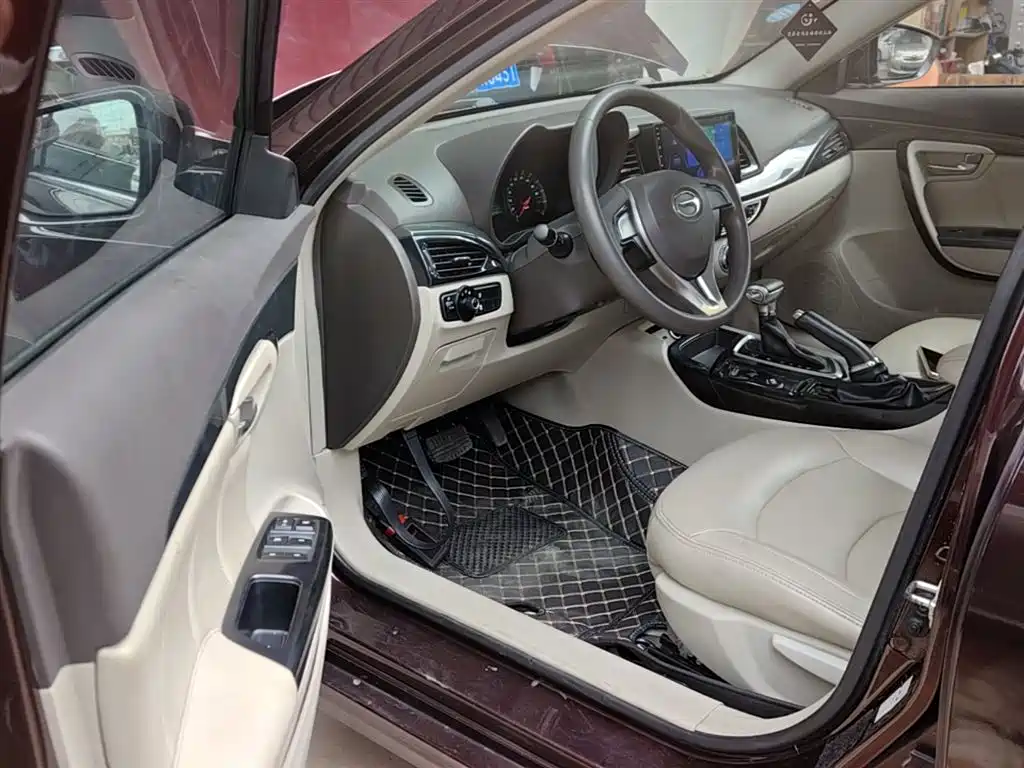 GAC Motor Trumpchi GA6 2016 — фото 16