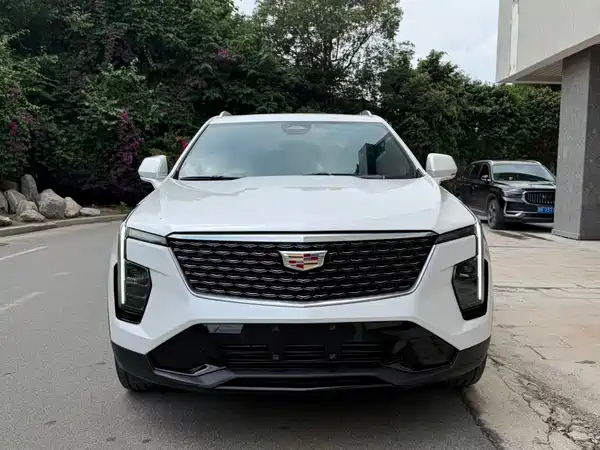 Cadillac XT4 2024