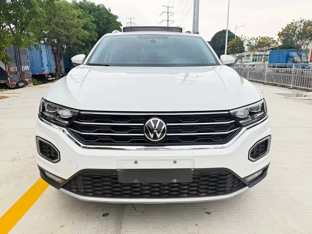 Volkswagen T-Roc 2021 — фото 2