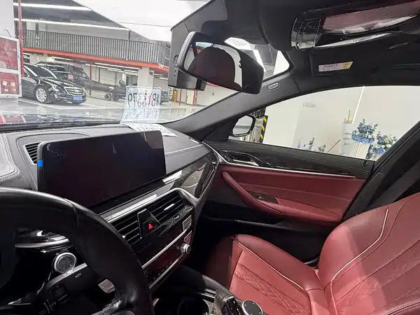 BMW 5 Series 2021