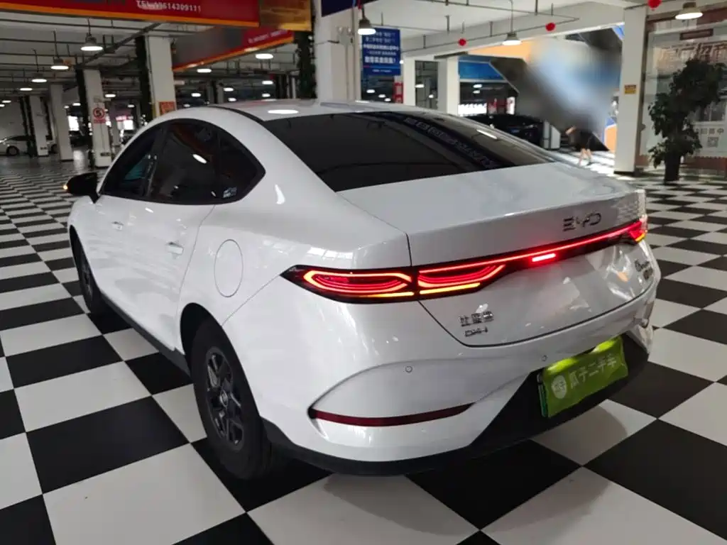 BYD Qin PLUS 2025 — фото 5