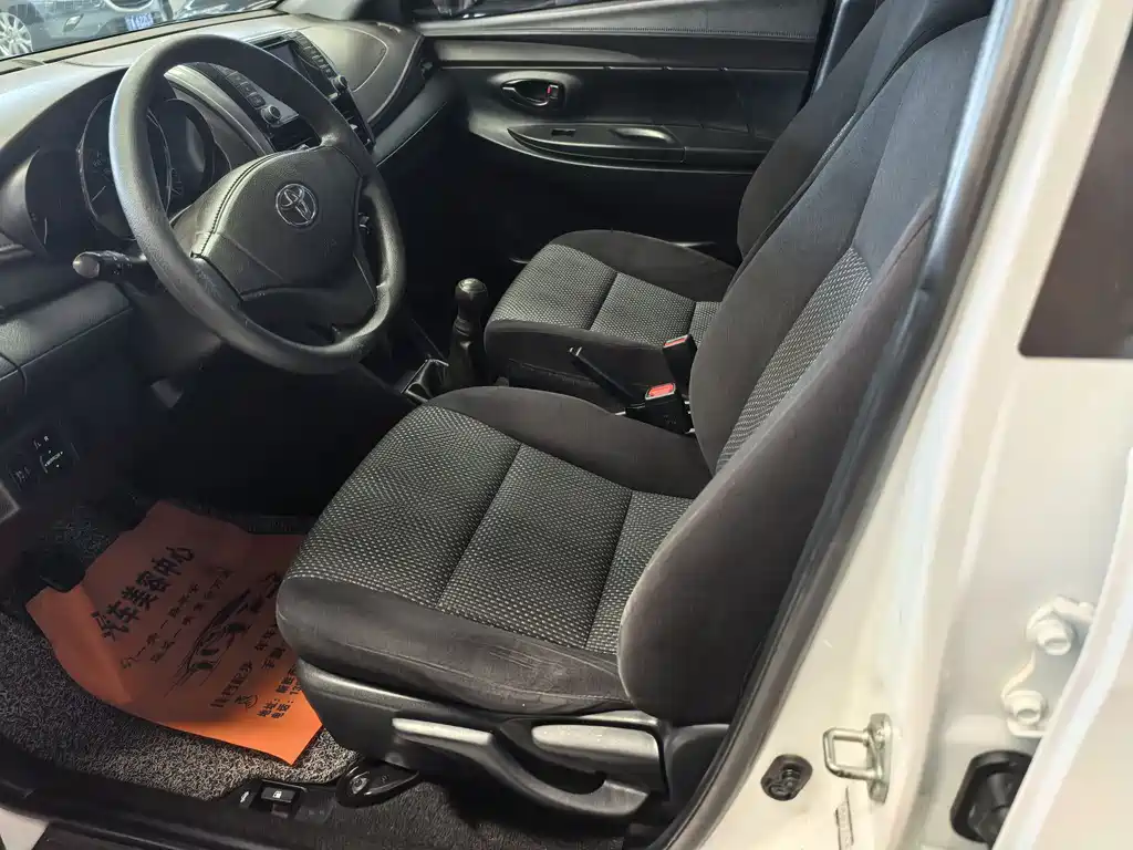 Toyota Vios 2015