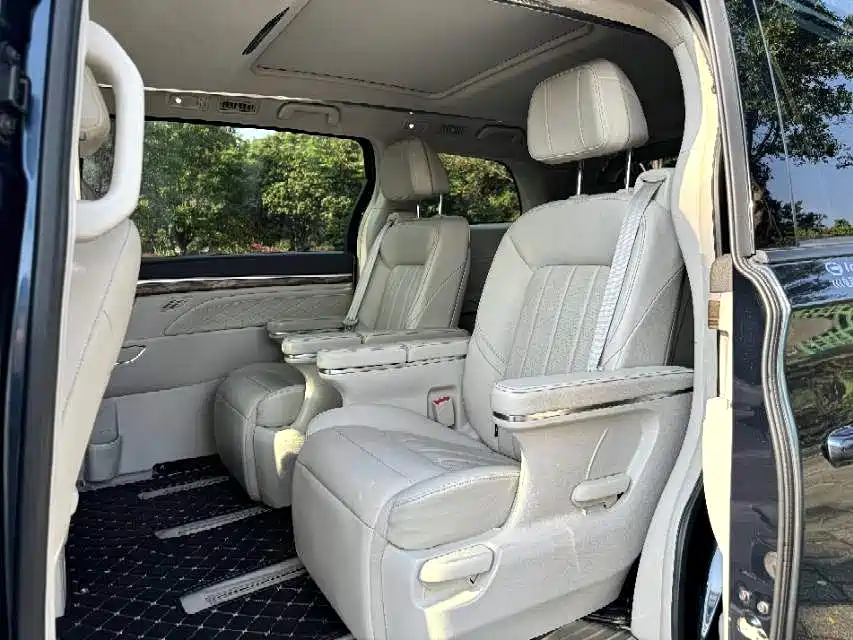 GAC Motor Trumpchi M8 2018 — фото 8
