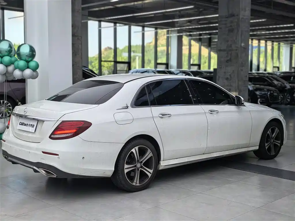 Mercedes-Benz E-Class 2016 — фото 2