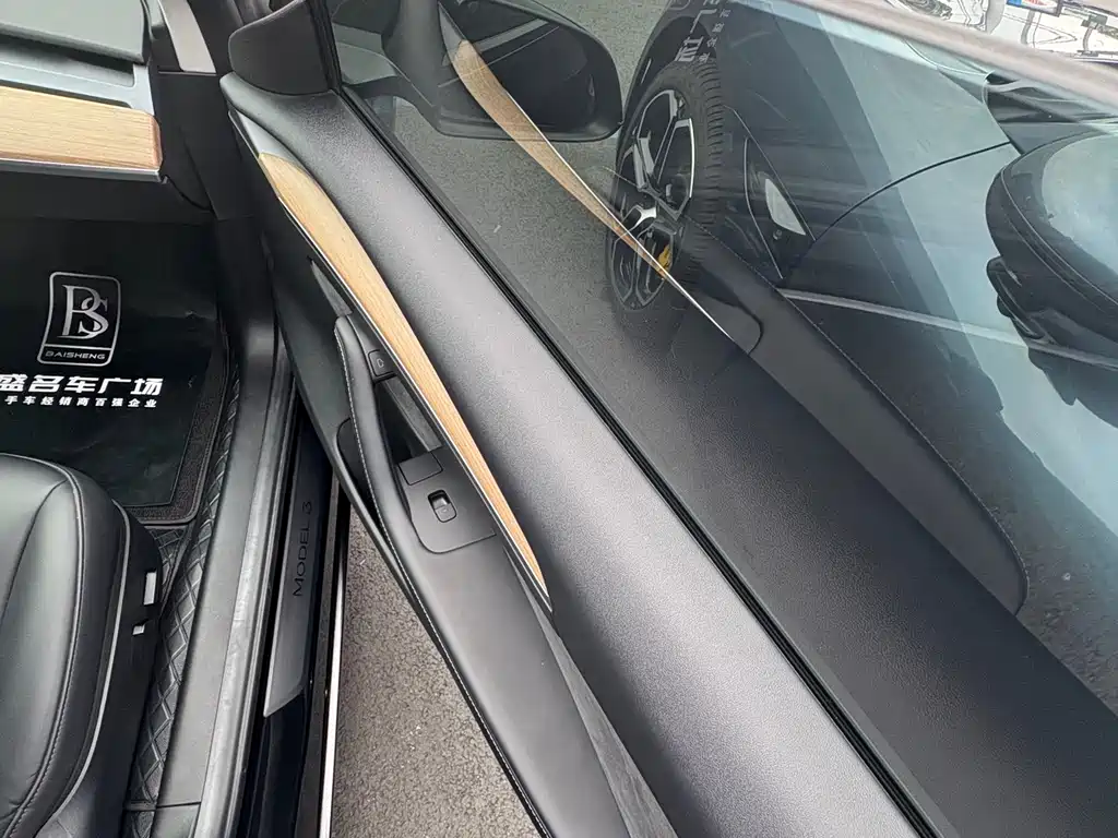 Tesla Model 3 2023 — фото 6