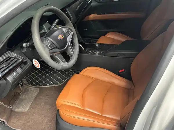 Cadillac CT6 2021