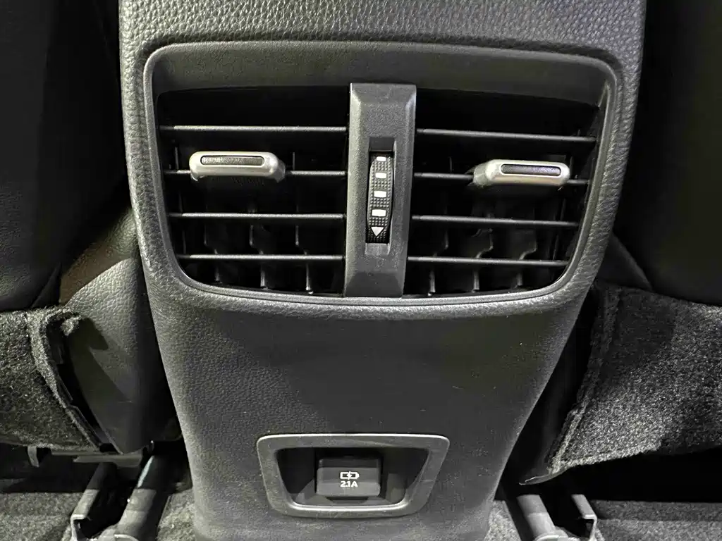 Toyota Levin 2022 — фото 15