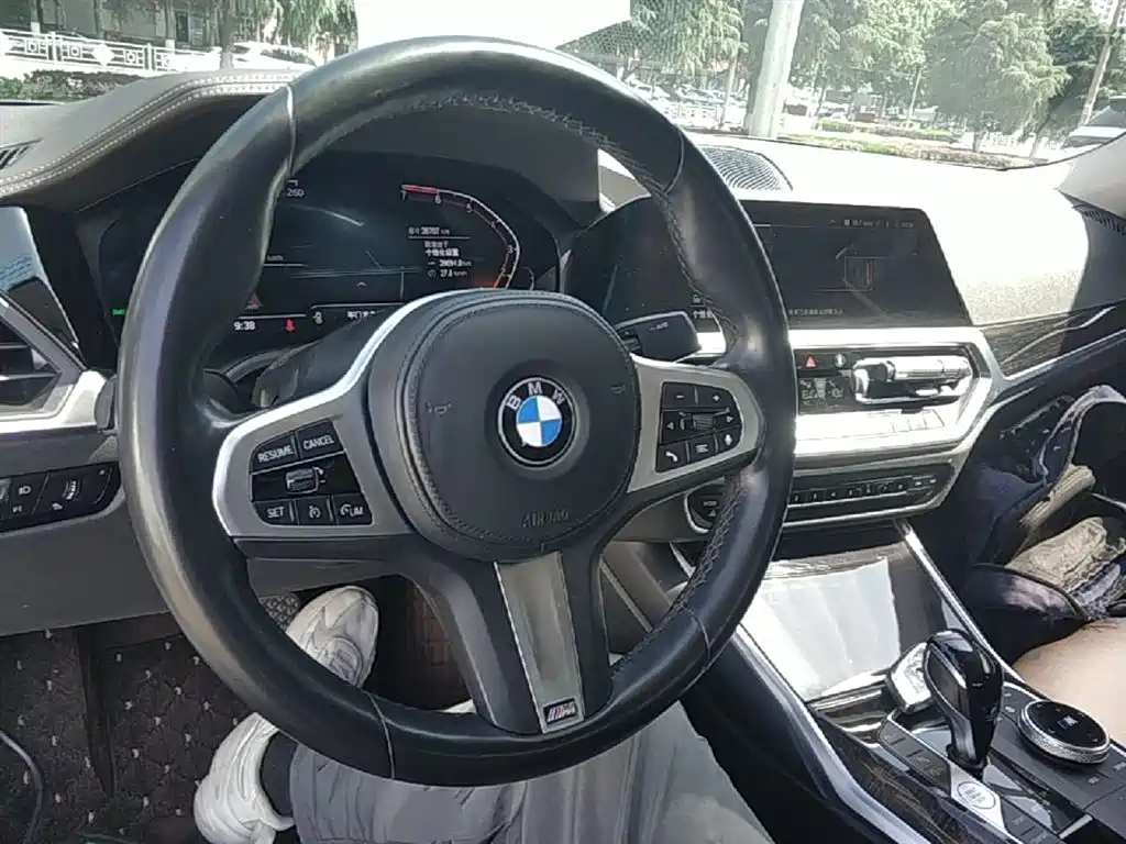 BMW 3 Series 2022 — фото 10