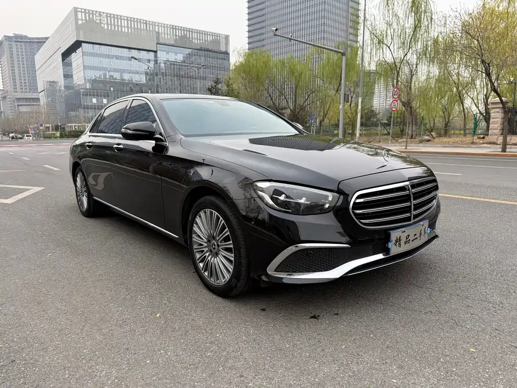 Mercedes-Benz E-Class 2022 — фото 3