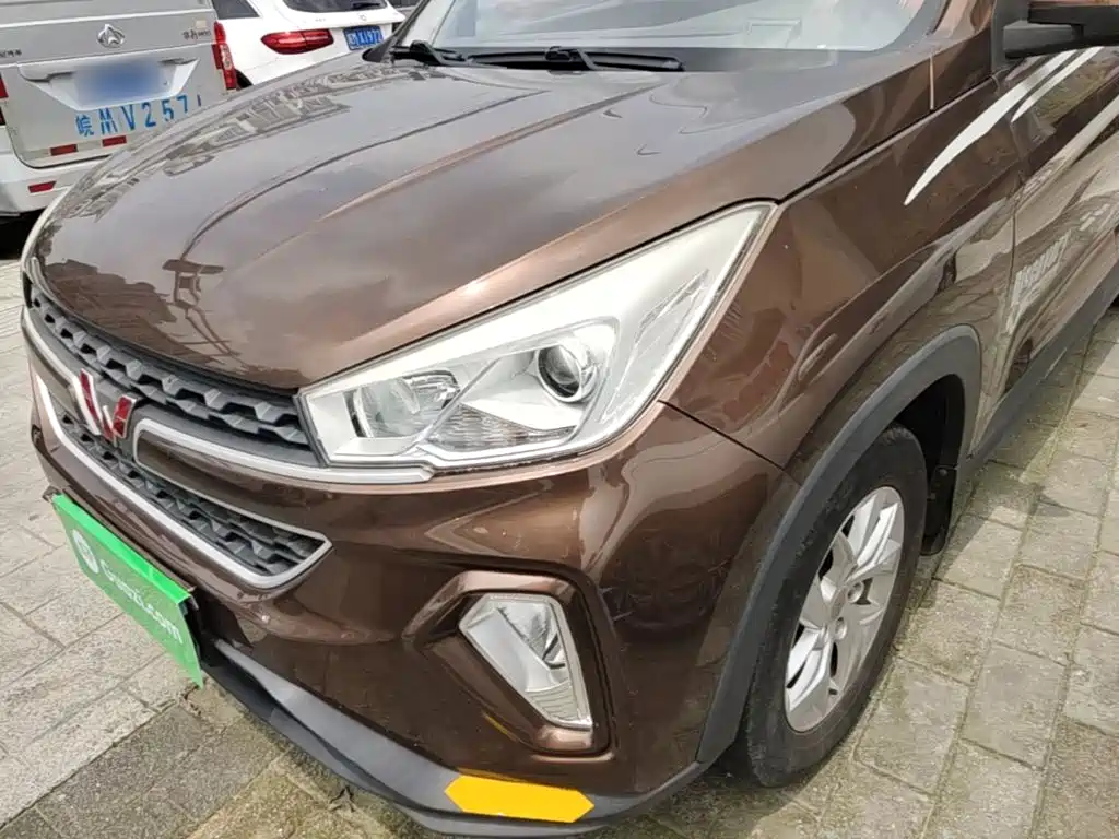 Wuling Hongguang S3 2019 — фото 24