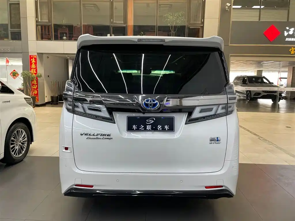 Toyota Vellfire 2020 — фото 5