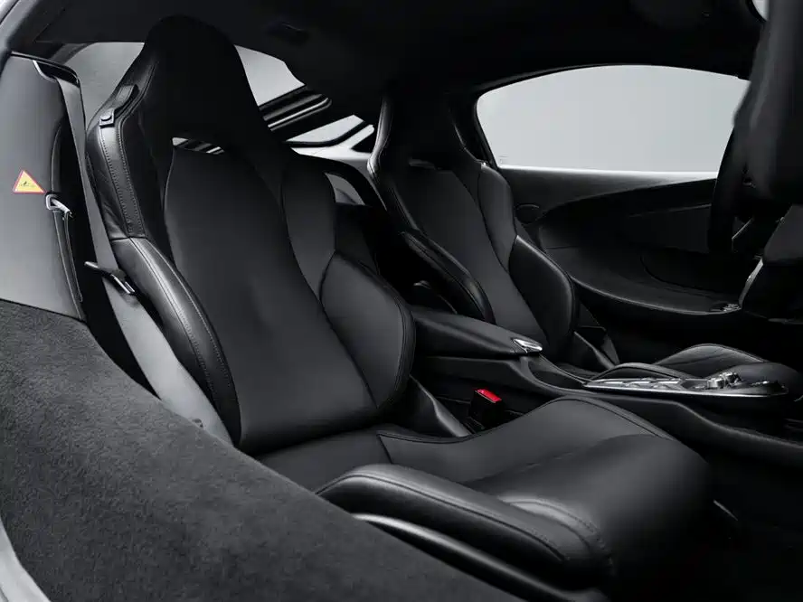 McLaren GT 2020 — фото 13