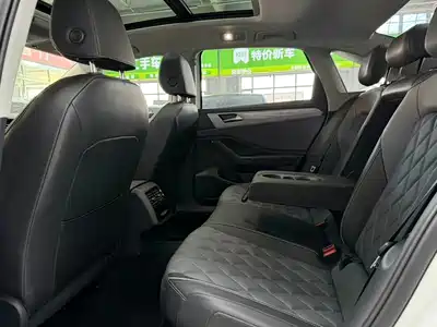 Volkswagen Sagitar 2022