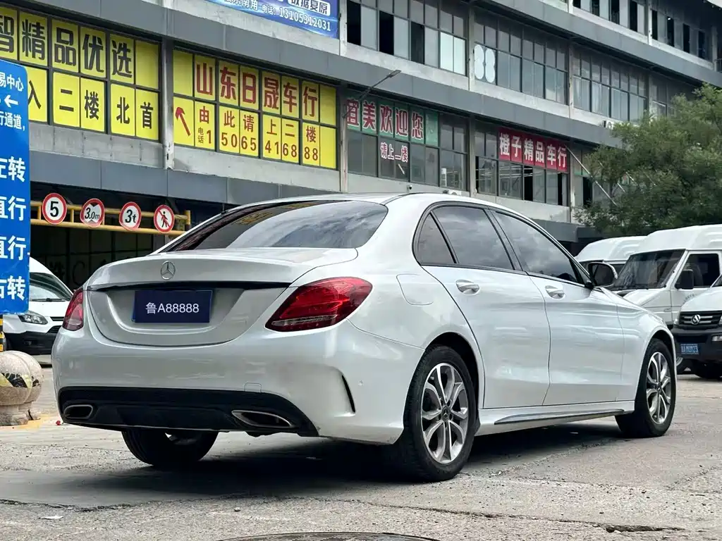 Mercedes-Benz C-Class 2016