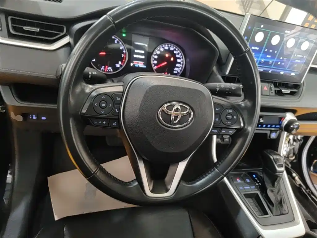 Toyota Wildlander 2021 — фото 17