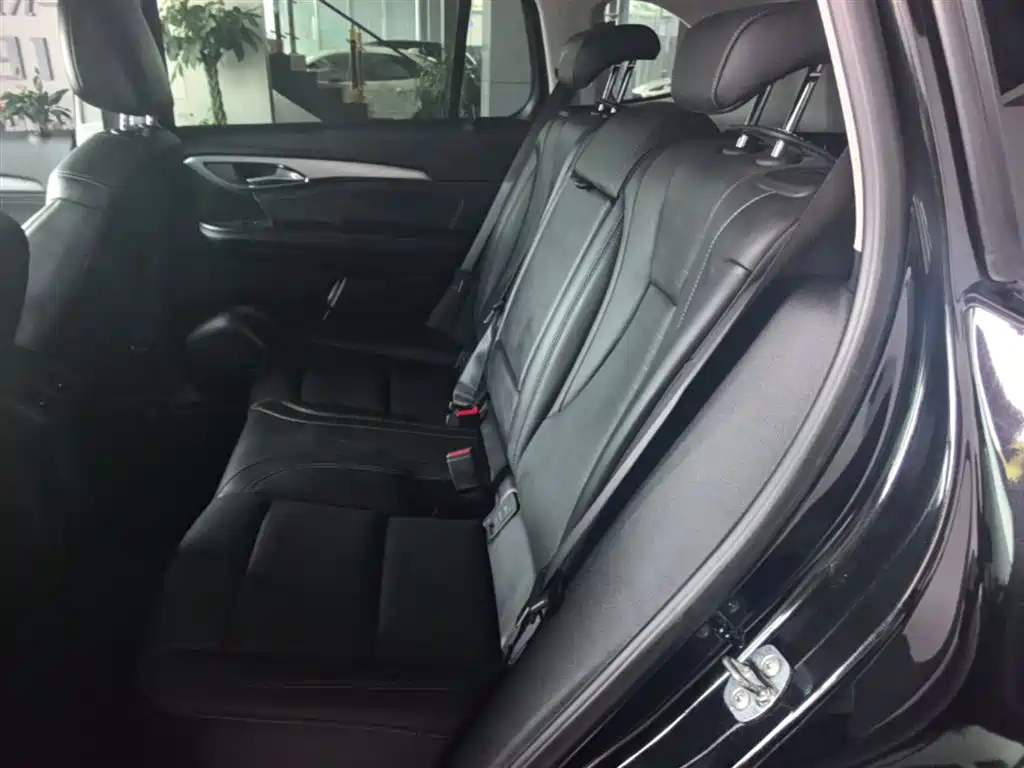 Buick Envision Plus 2024 — фото 17