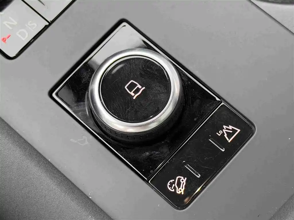 Land Rover Discovery 2024 — фото 14