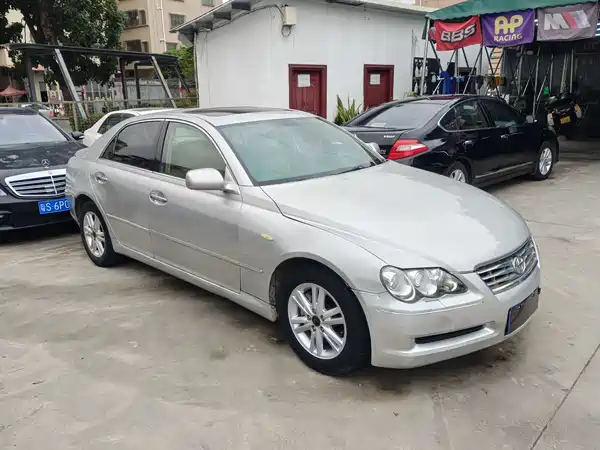 Toyota Reiz 2006