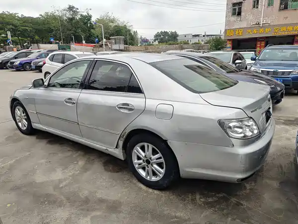 Toyota Reiz 2006