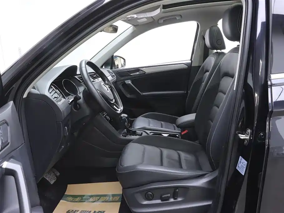 Volkswagen Tiguan L 2018 — фото 14