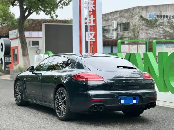 Porsche Panamera 2010