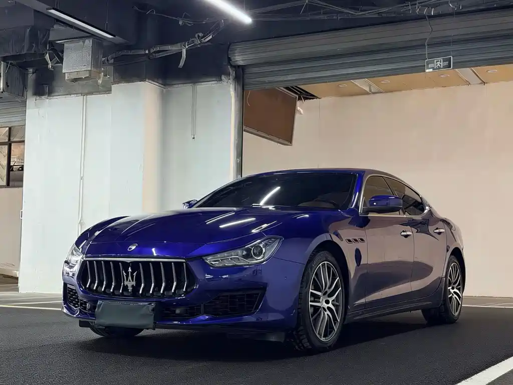 Maserati Ghibli 2021