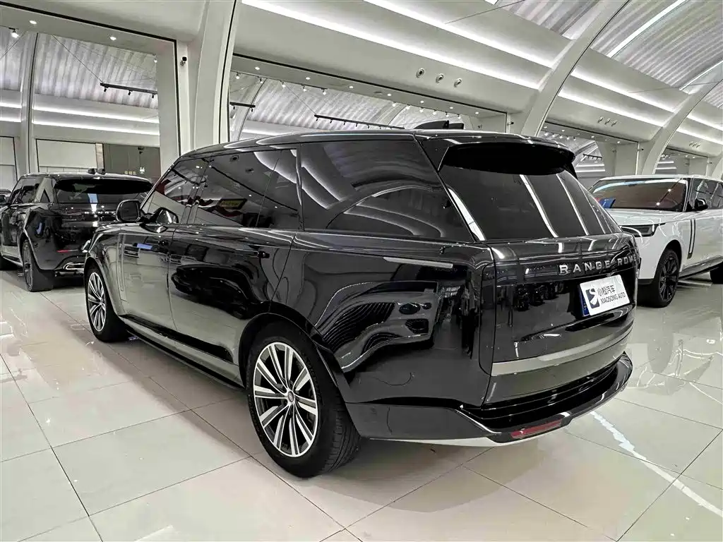 Land Rover Range Rover 2024 — фото 14