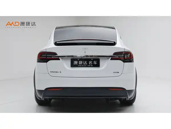 Tesla Model X 2018