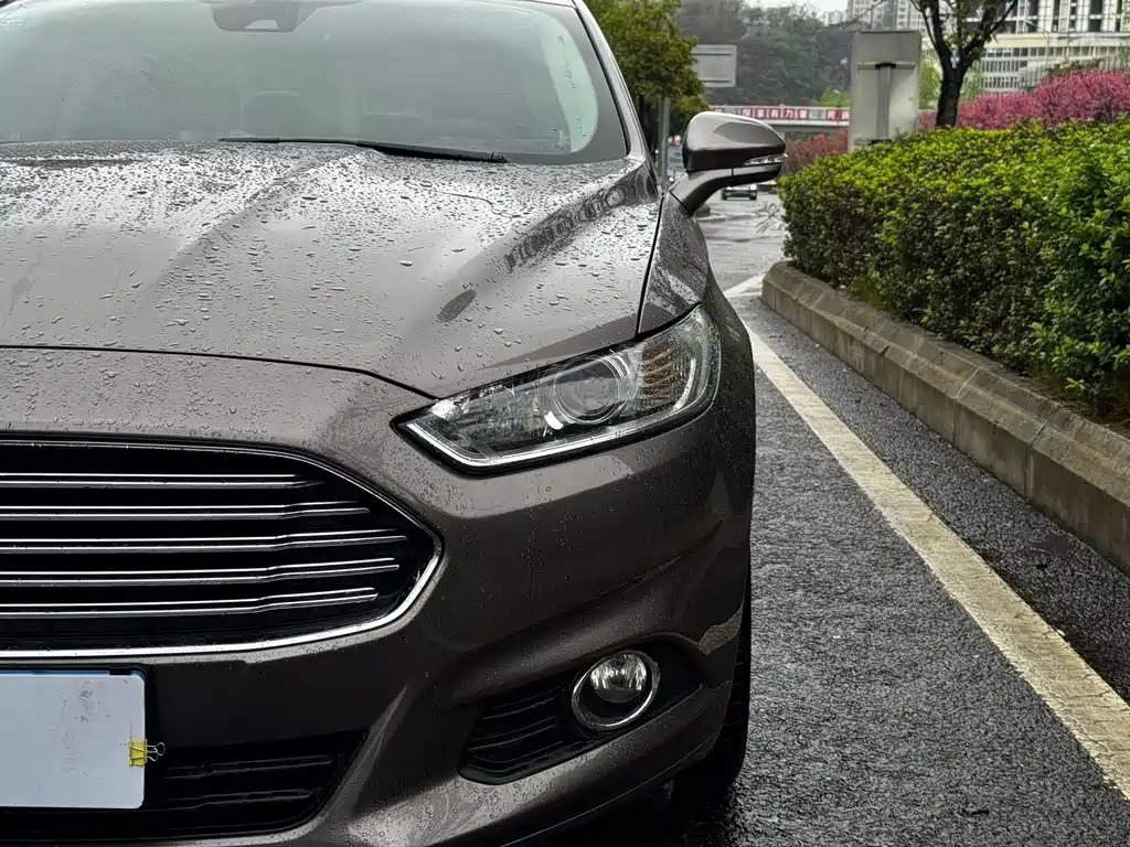 Ford Mondeo 2016 — фото 4