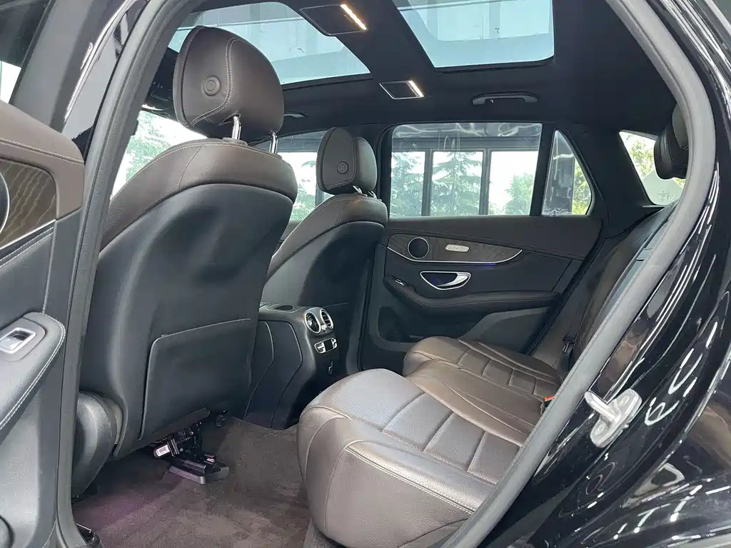Mercedes-Benz GLC 2020 — фото 14