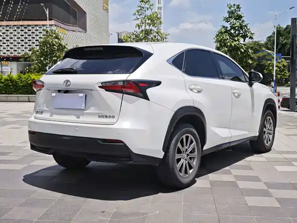 Lexus NX 2015