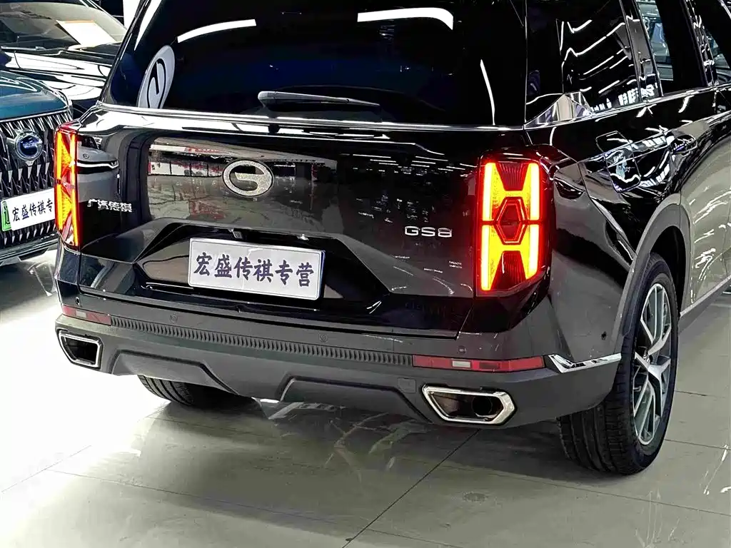 GAC Motor Trumpchi GS8 2023 — фото 36