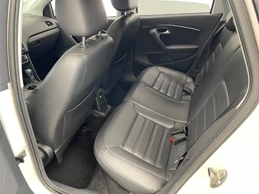 Volkswagen Polo 2014