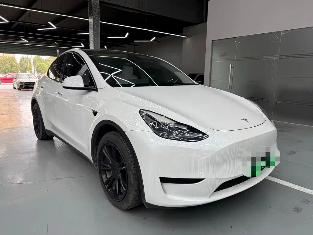 Tesla Model Y 2022 — фото 3