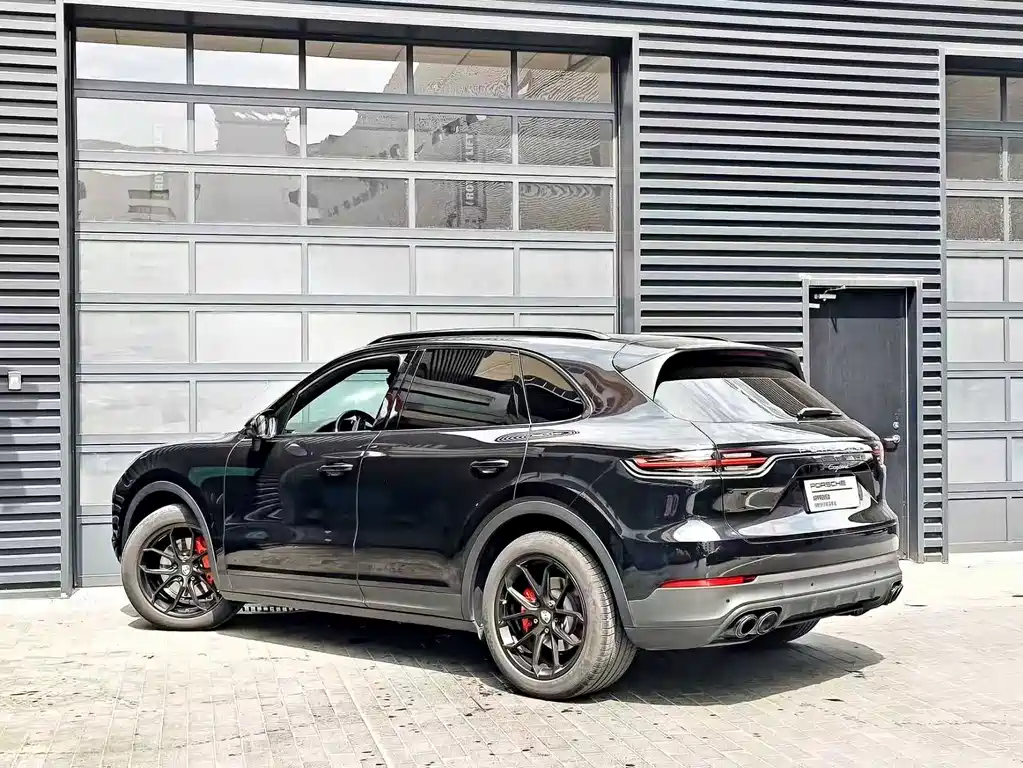 Porsche Cayenne 2020 — фото 6